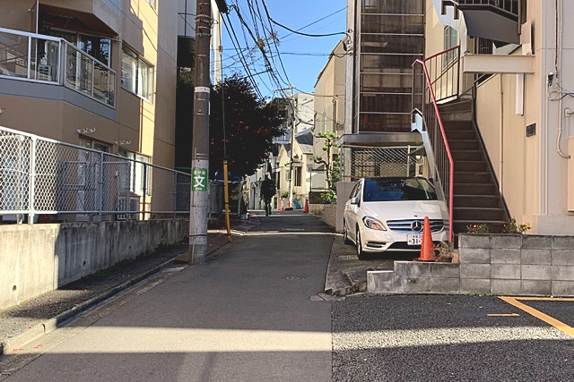 修正前面道路