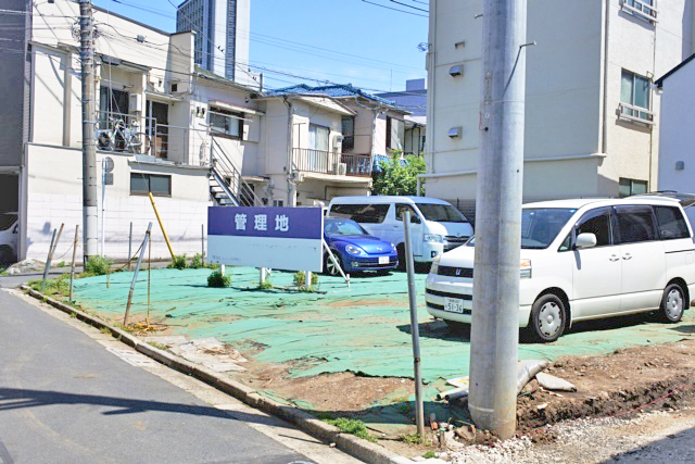 現地