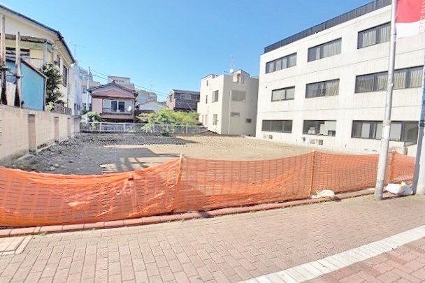 現地