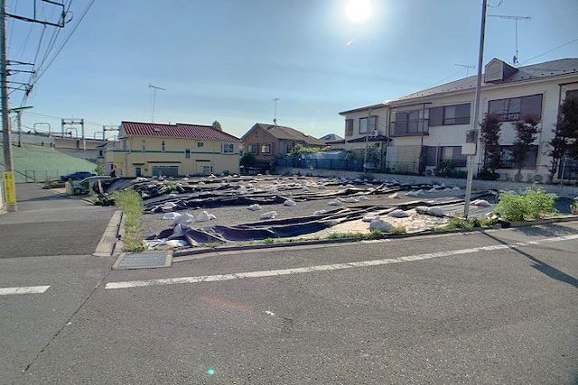 現地